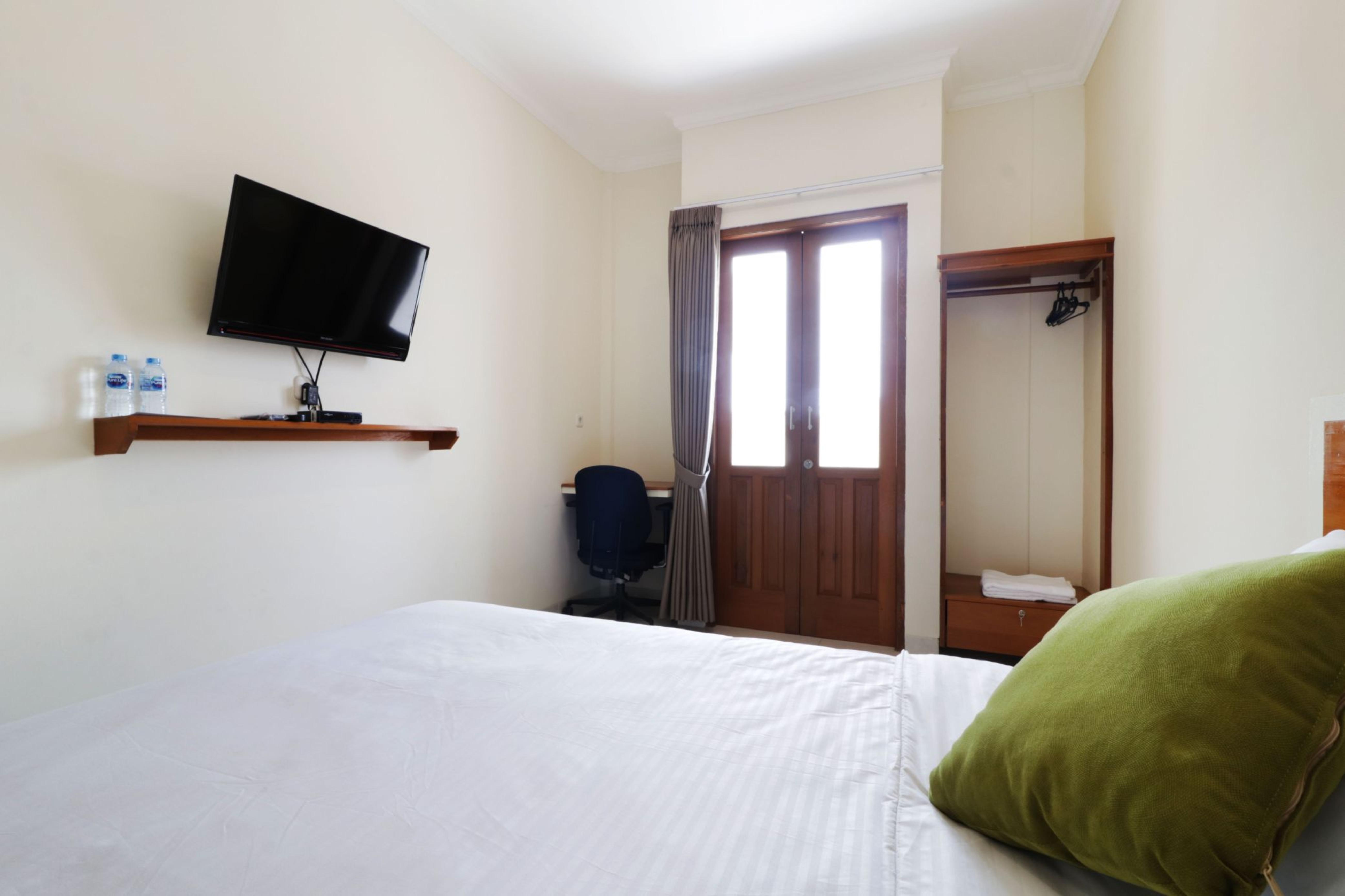 Nikara Residence Syariah Giacarta Esterno foto